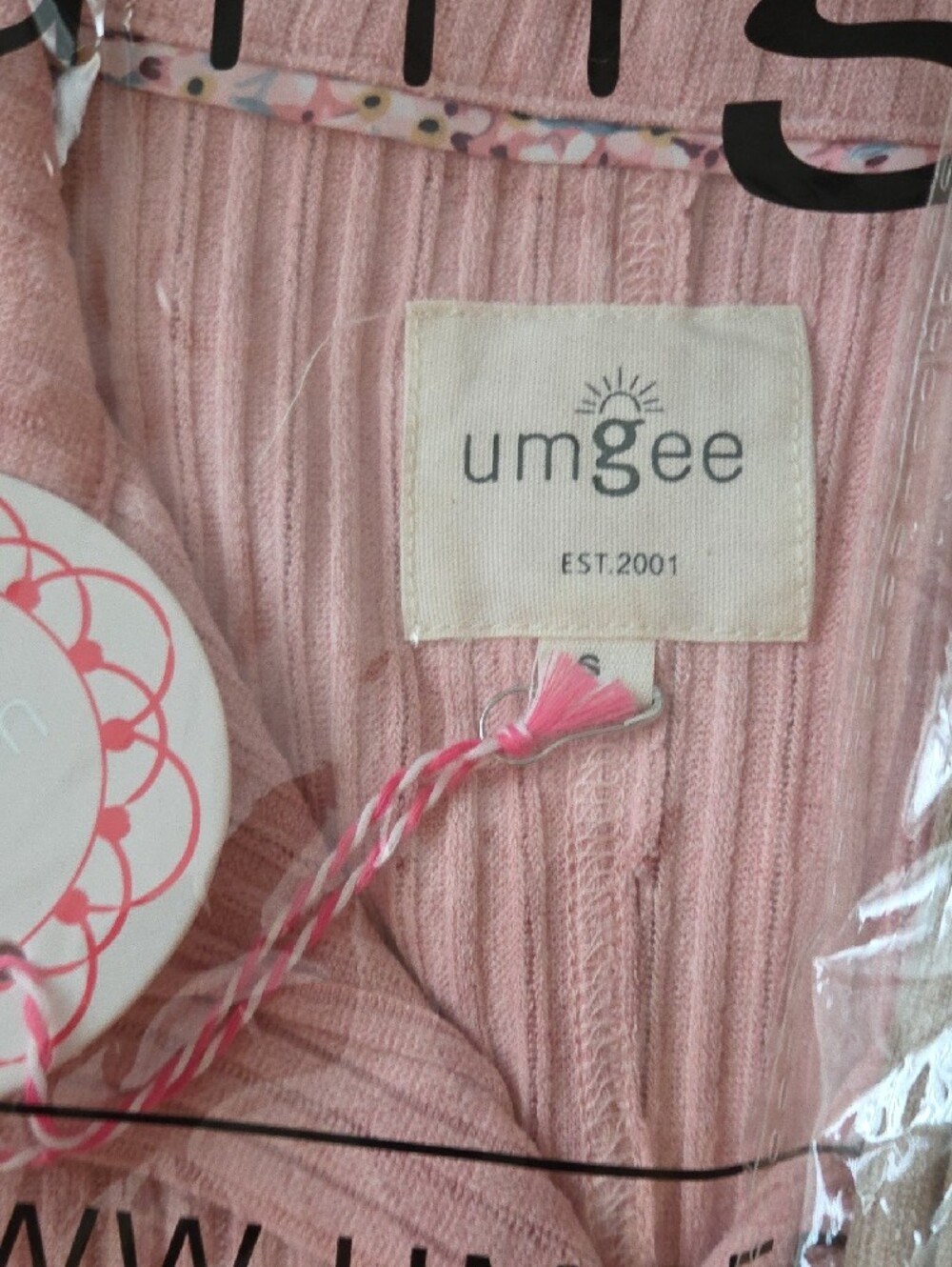 2 Size Small Umgee Pink & Also A Tan, Ribbed Button-Front Rompers - Picture 4 of 4